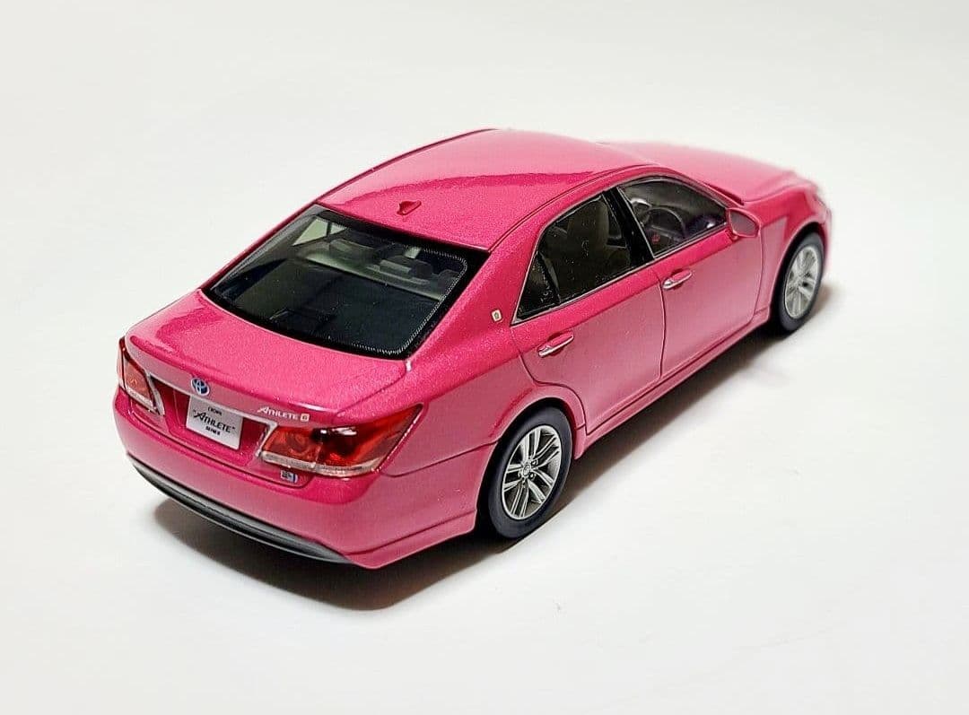 トヨタ 210系クラウンアスリートG ピンク カラーサンプル