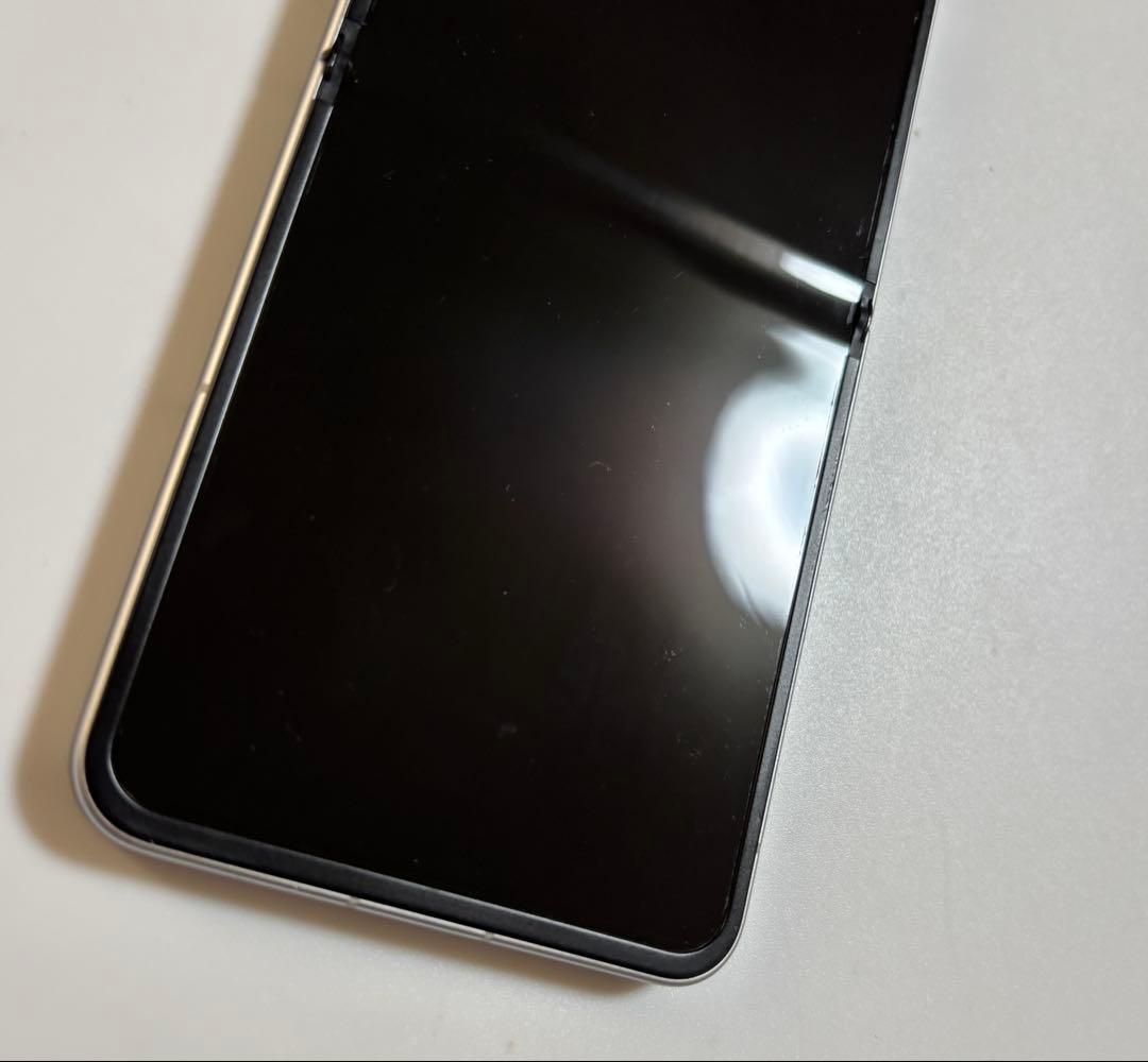 128G 5G 折畳 A304ZT ZTE Libero Flip SIMフリー