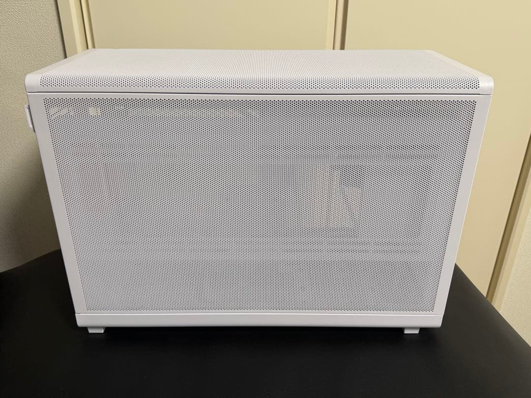 Lian Li A3-mATX ホワイト メッシュパネルモデル　PCケース