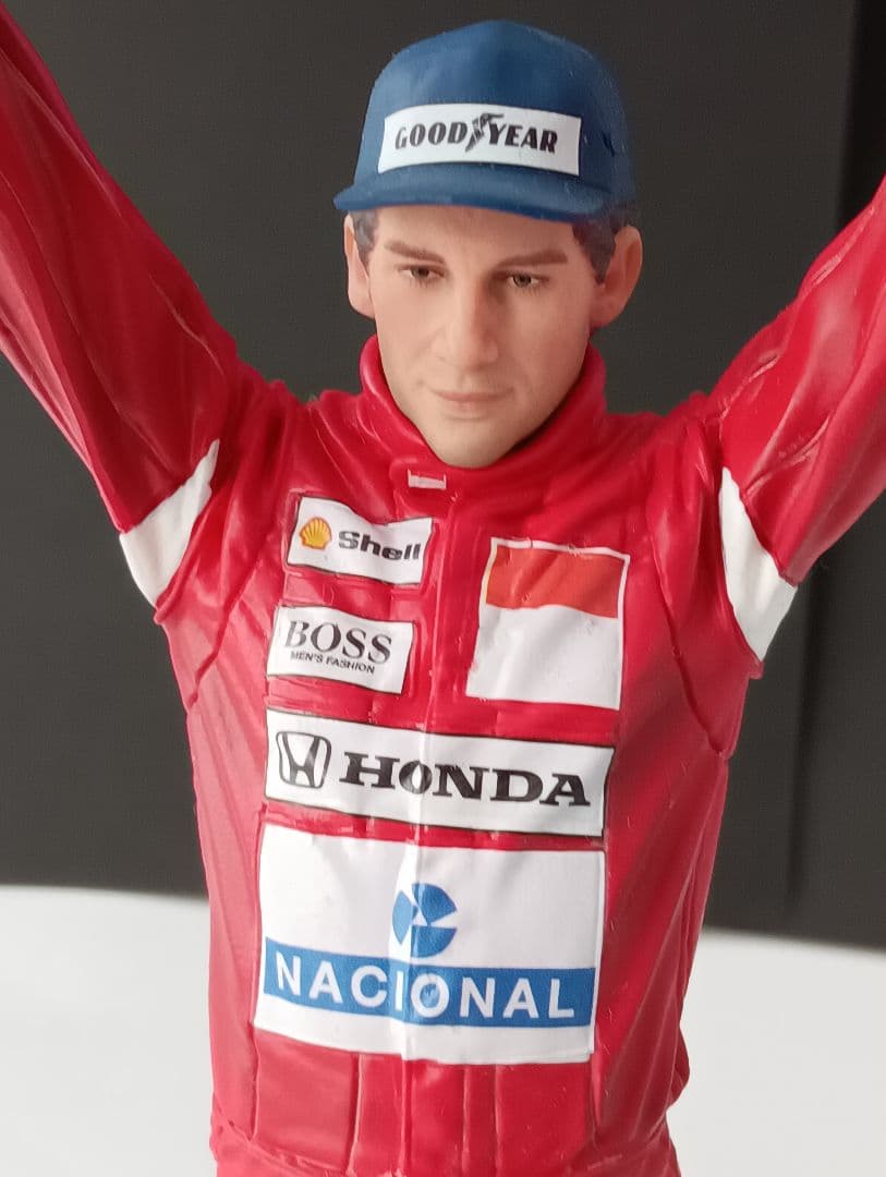 アイルトン・セナ フィギュア トロフィー付き1/10 ART SCALE