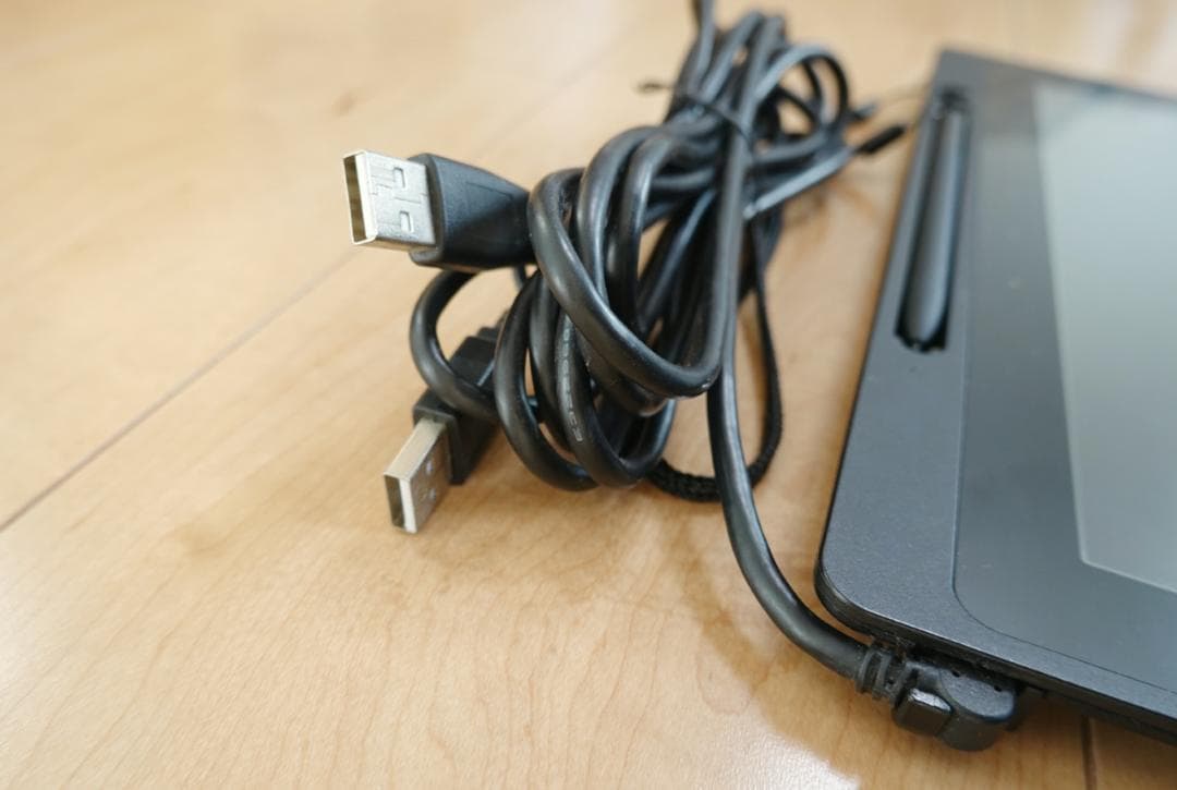 Wacom ワコム 液晶ペンタブレット DTU-1141