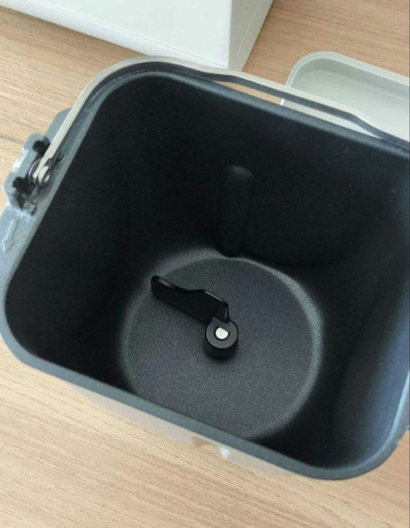 【値下げ】レコルト　ホームベーカリー RBK-1(w)