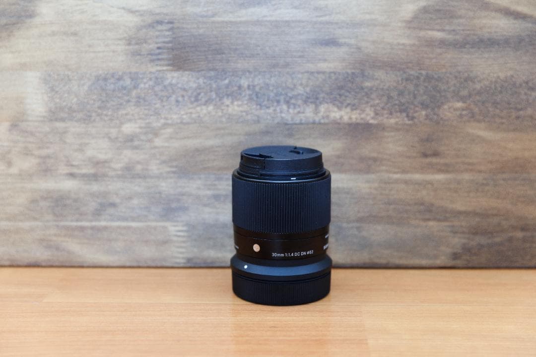 SIGMA Contemporary 30mm F1.4 DCDN RFマウント