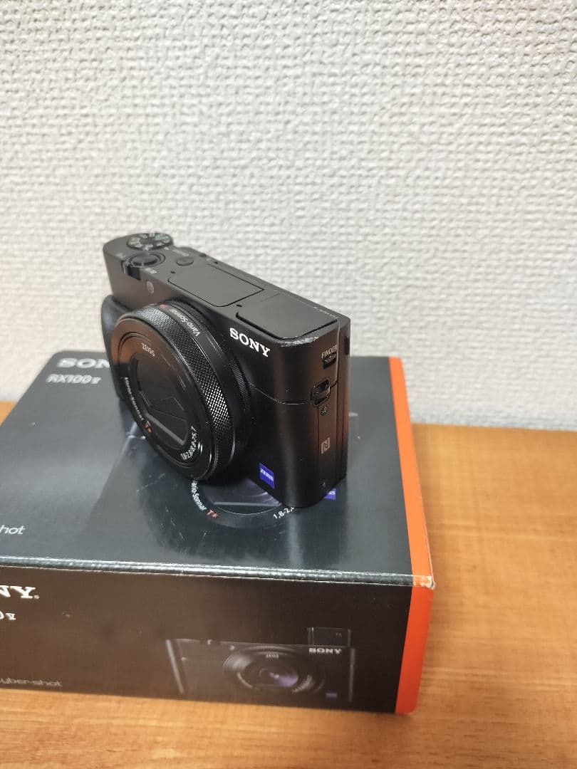 SONY RX100M5A コンパクトデジタルカメラ