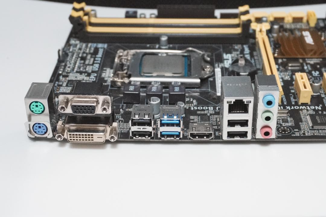 CORE i7-4790 + ASUS B85M-G + 32GBメモリ