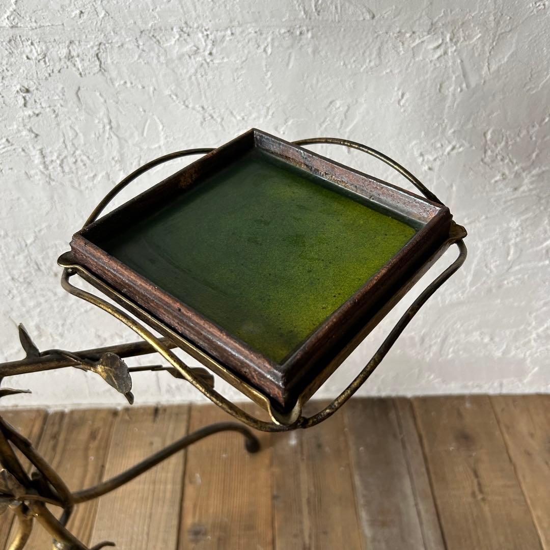 アイアンと陶器のフラワースタンド 薔薇