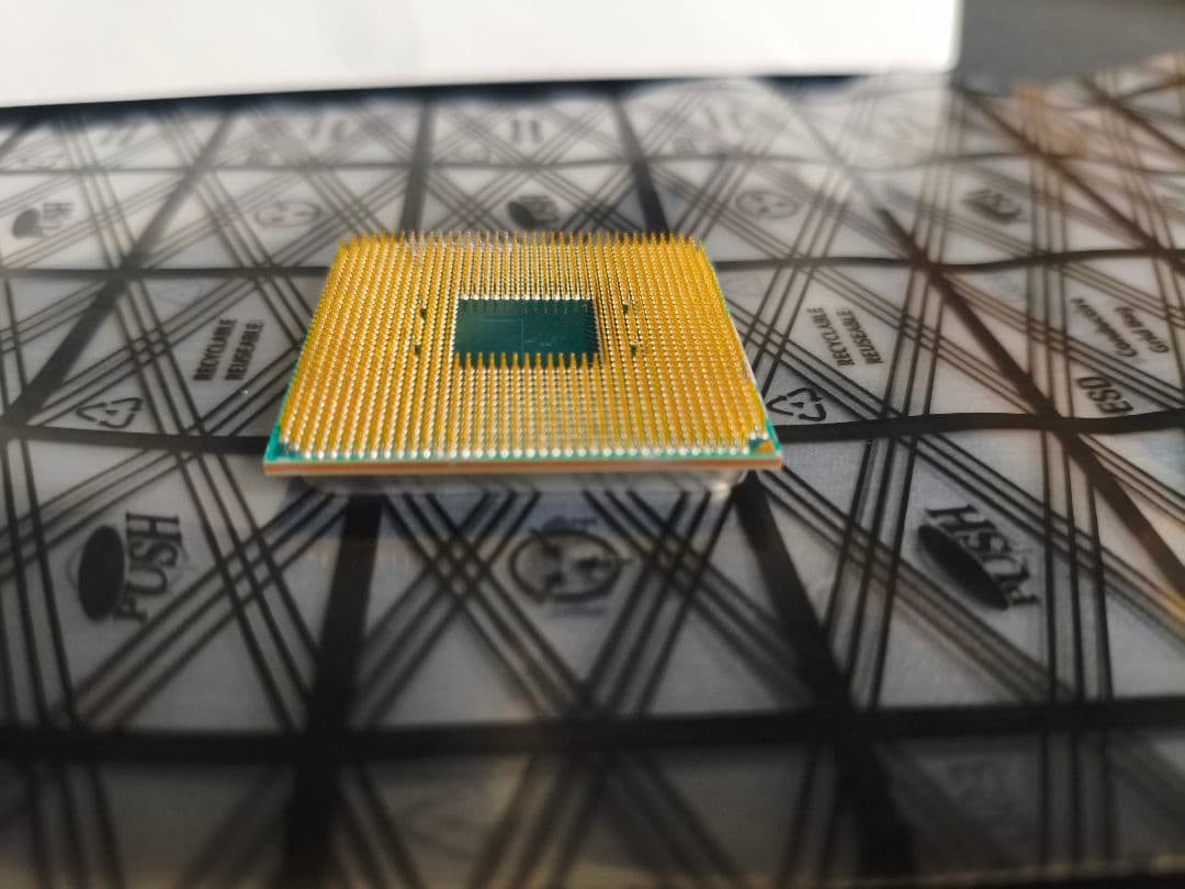 矢*谷様 AMD Ryzen 5 5600G CPU　訳あり