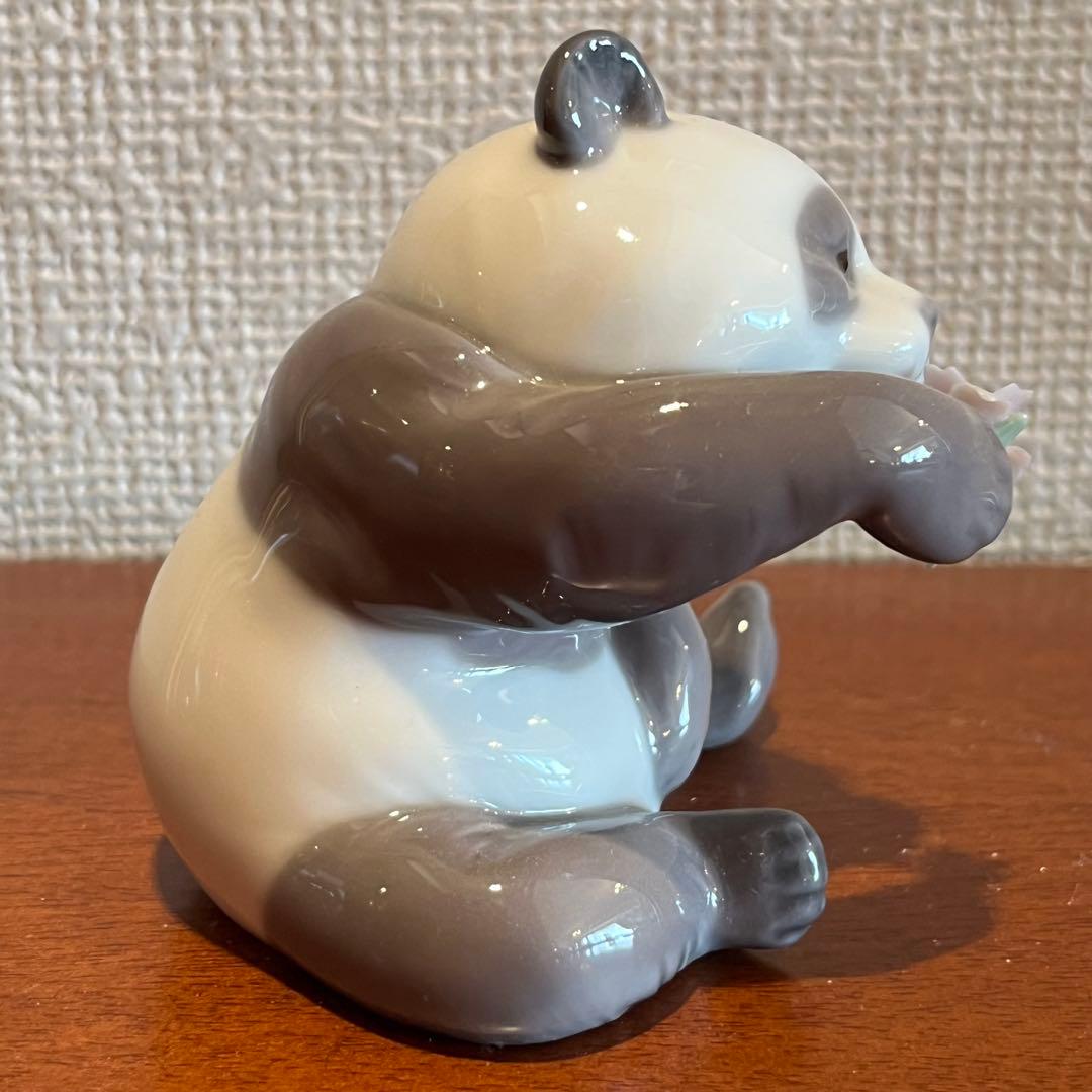 超美品　リヤドロ　パンダ　紫の花　フィギュリン　人形　陶器　置物　E オブジェ