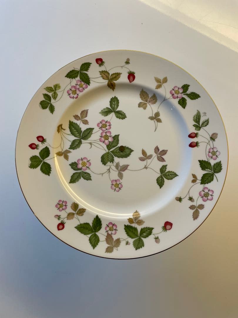 ウェッジウッドストロベリーケーキプレート 27cm