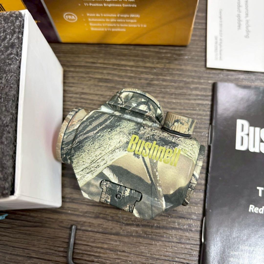 Bushnell TRS-25ドットサイト　実物