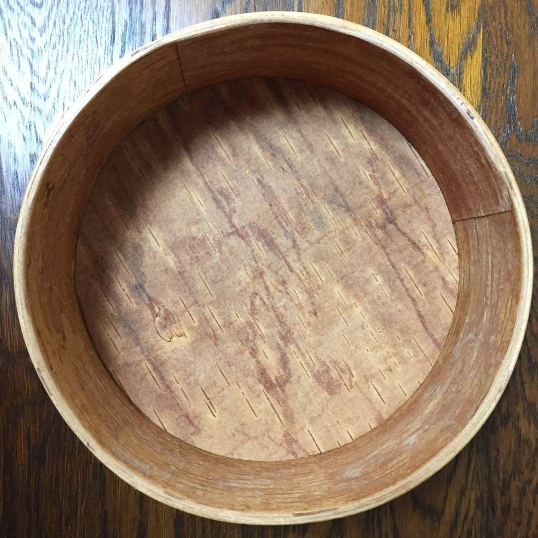 ロシア雑貨☆白樺工芸 べレスタ ベリーのリース ラウンド収納boxマトリョーシカ