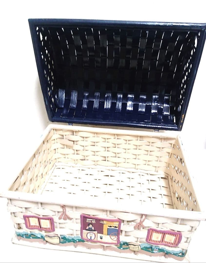【ハウス型小物入れ】かごバスケット　大きめサイズ