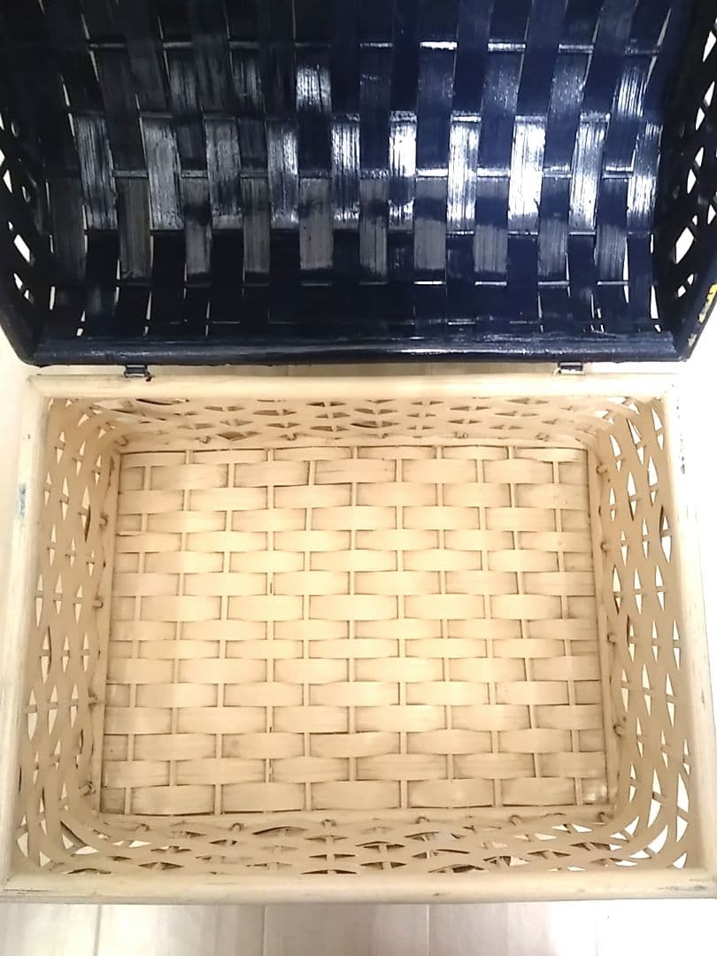 【ハウス型小物入れ】かごバスケット　大きめサイズ