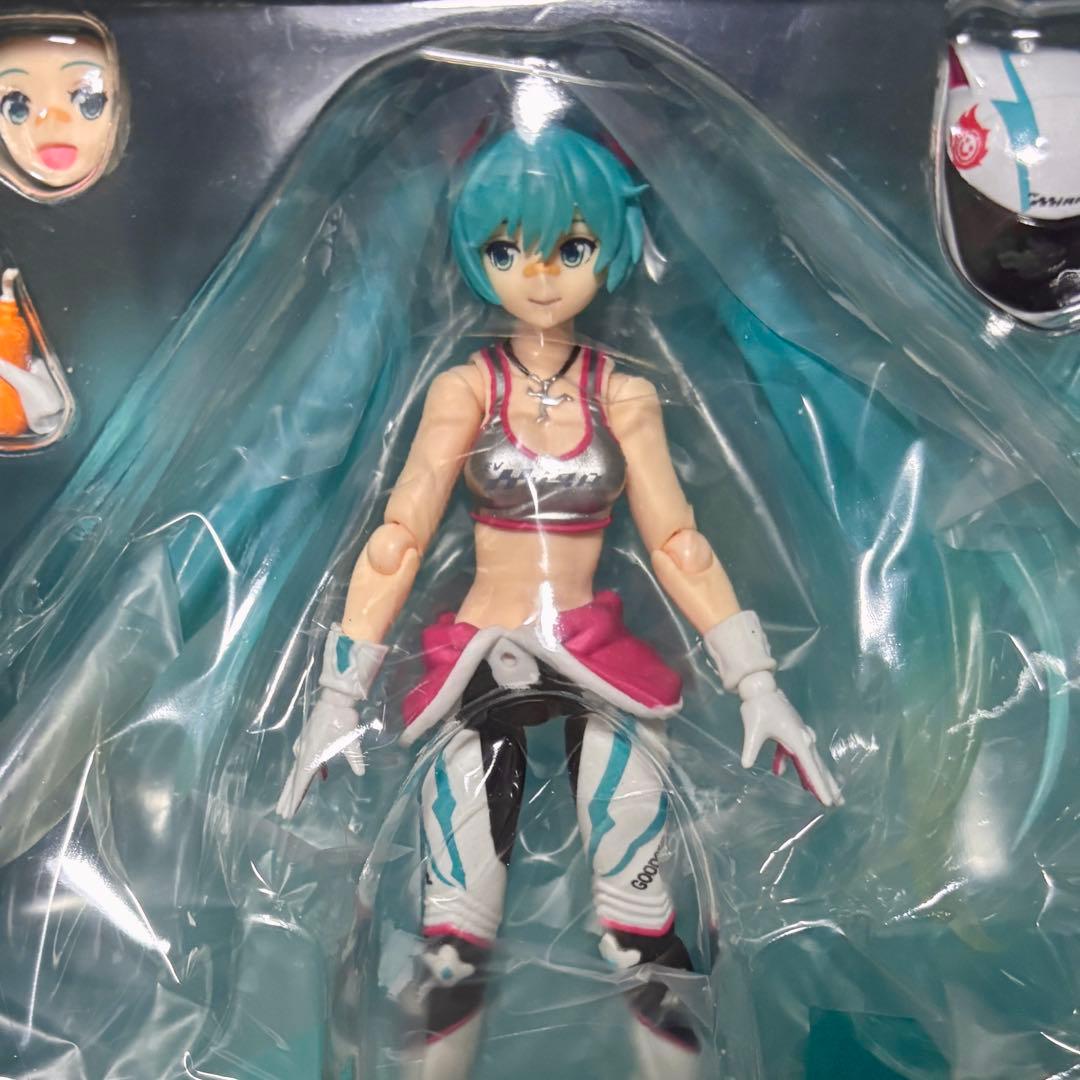 レーシングミク 2013 EV MIRAI ver. figma 233