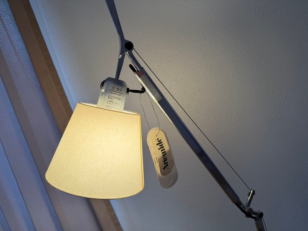 a*i様 【Artemideフロア照明】