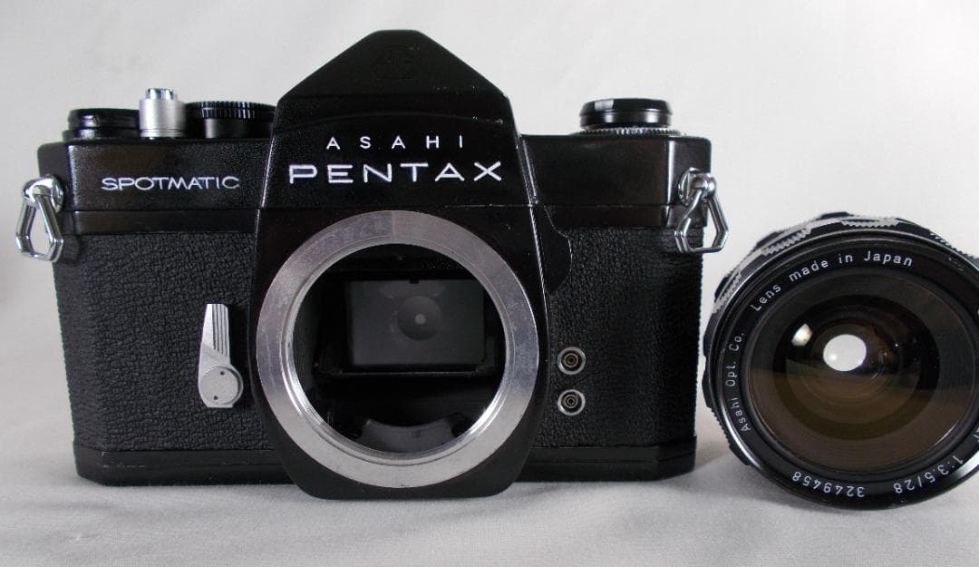 フィルムカメラ 整備済　Pentax SP　+ レンズ 28mm　E274