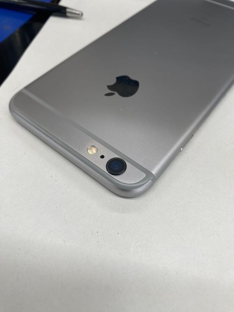 Apple iPhone 6 plus バッテリー100%シルバー 本体　64G