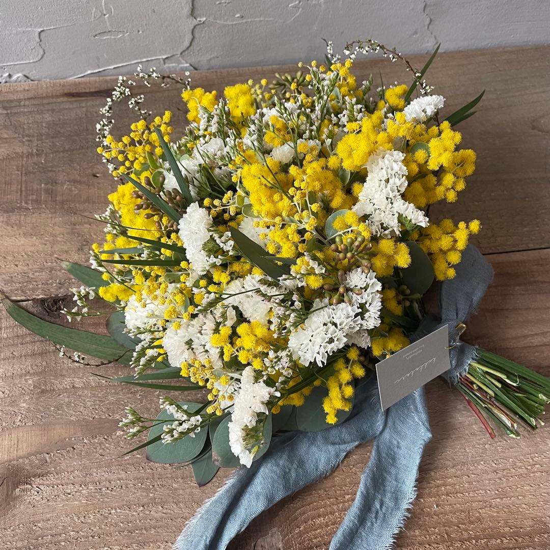 9.ミモザスワッグ