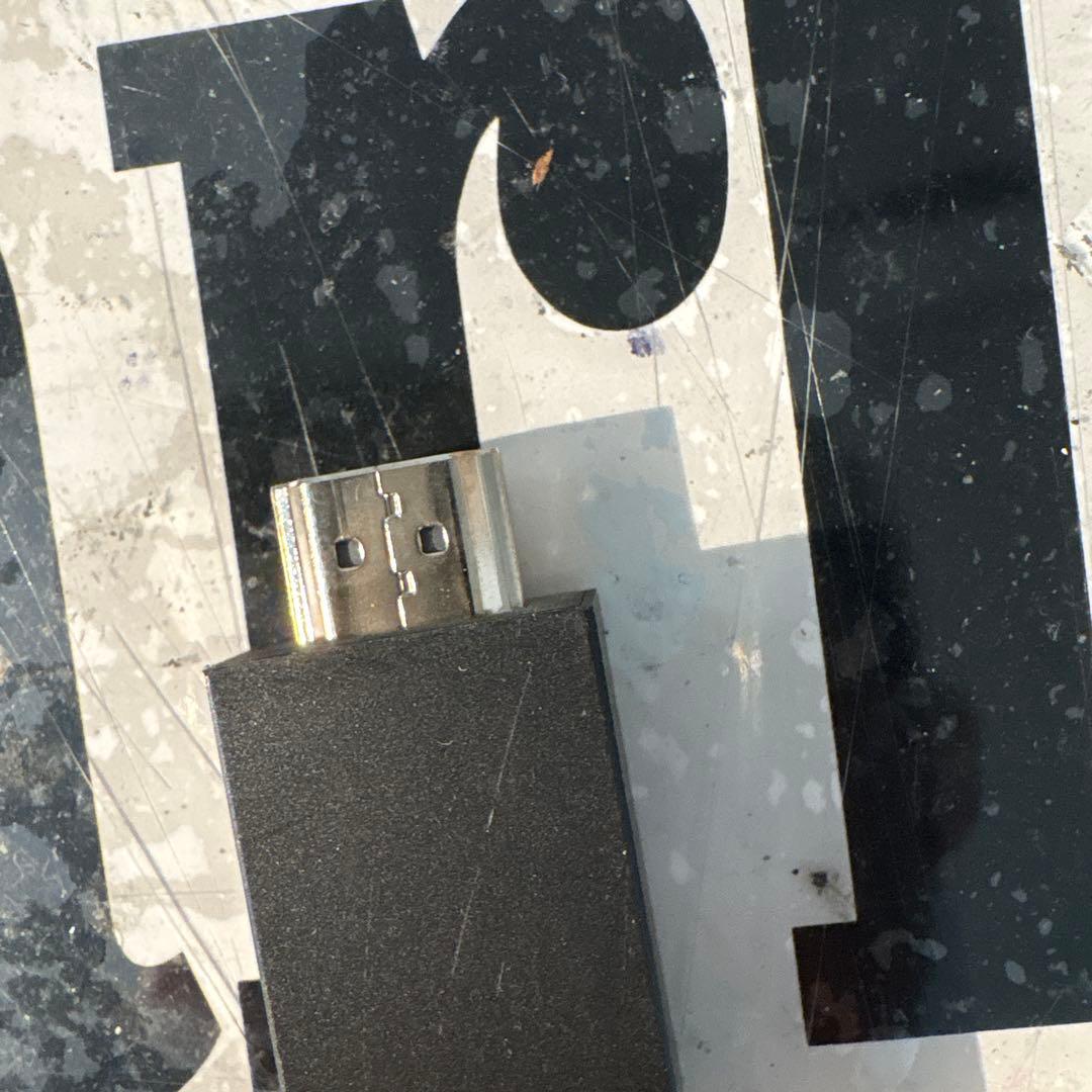 Microsoft ワイヤレス ディスプレイ アダプター　本体のみ動作確認済み