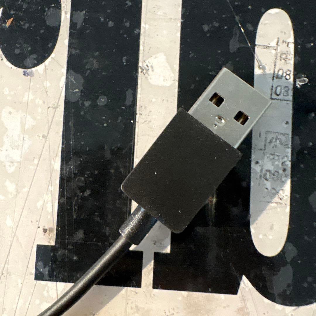 Microsoft ワイヤレス ディスプレイ アダプター　本体のみ動作確認済み