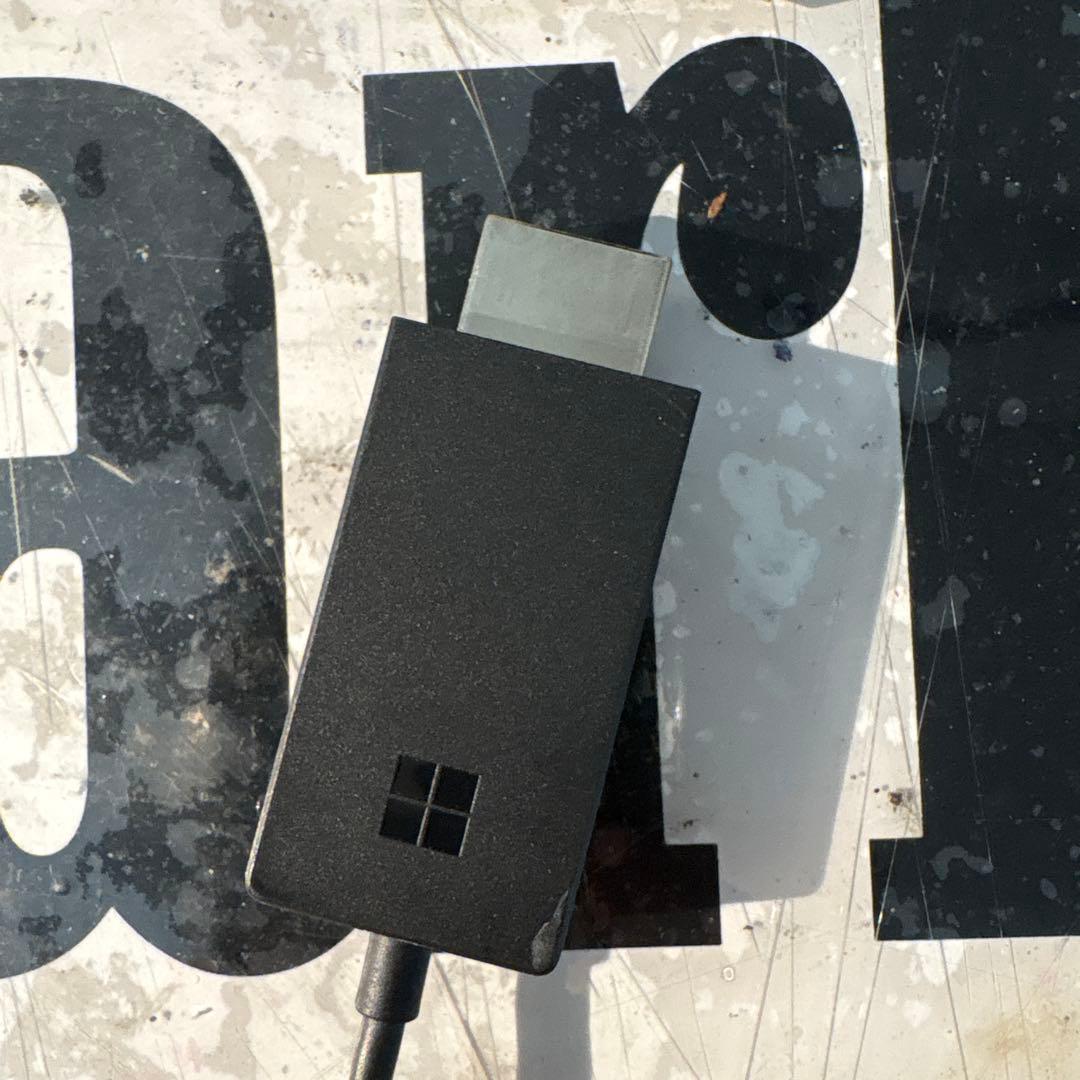 Microsoft ワイヤレス ディスプレイ アダプター　本体のみ動作確認済み