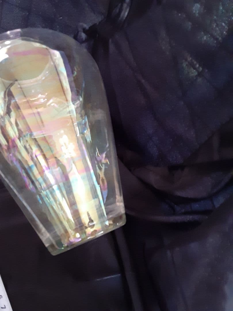 ヴィンテージ　オ－ロラガラス　七色に光るガラスのフラワーべ－ス