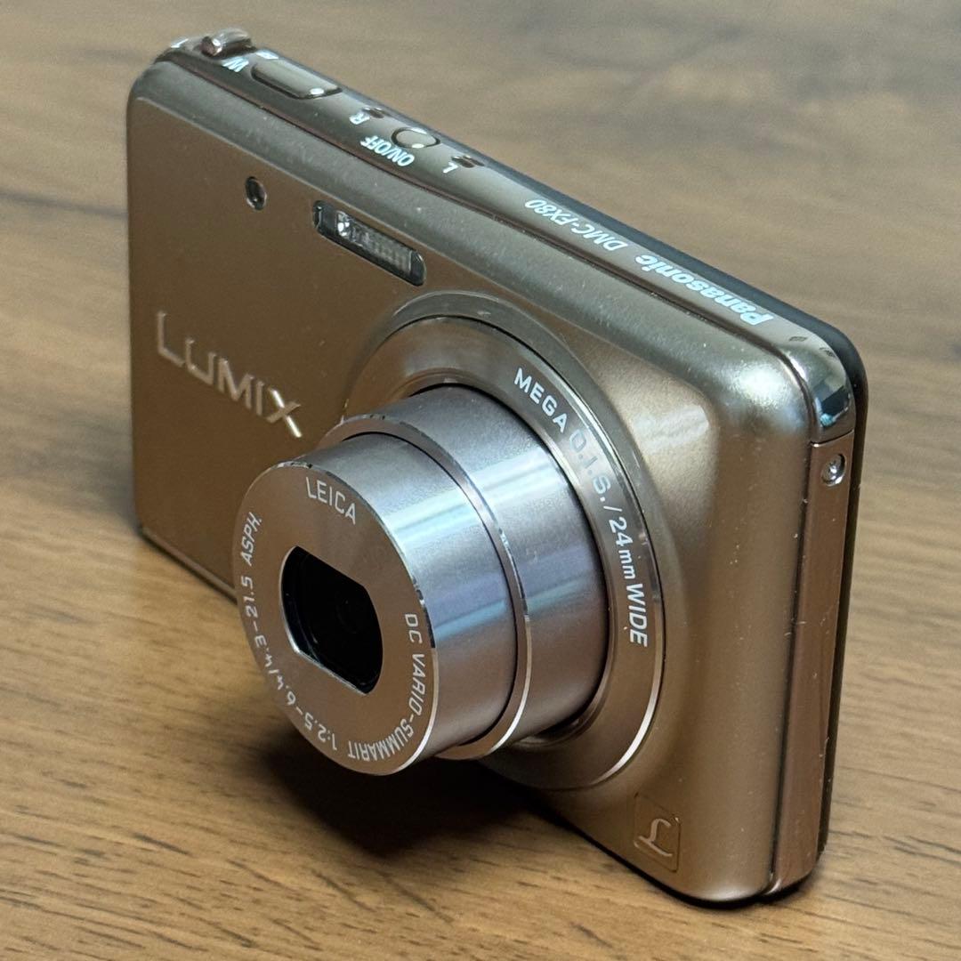 Panasonic DMC-FX80 コンパクトデジタルカメラ ゴールド