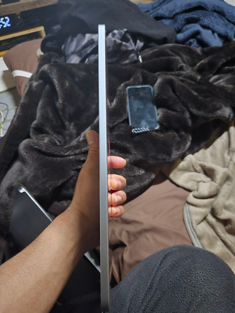 iPad Air M3 11インチ128GB （MOFTケース付 箱付 付属無）