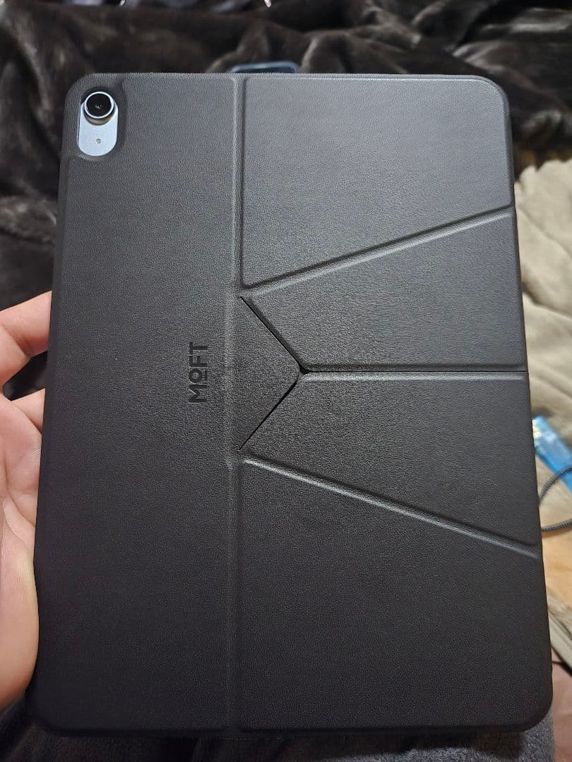 iPad Air M3 11インチ128GB （MOFTケース付 箱付 付属無）