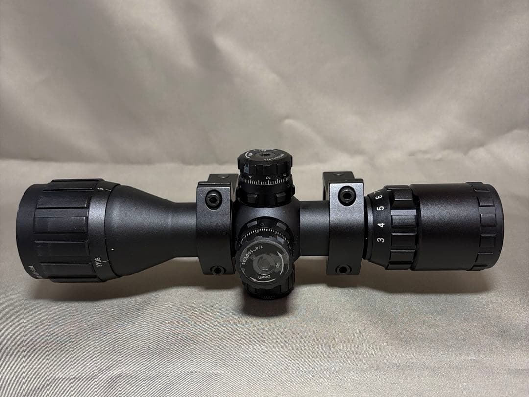 【美品】東京マルイ　NEWイルミネーテッド・ショートズームスコープ（3〜9倍）
