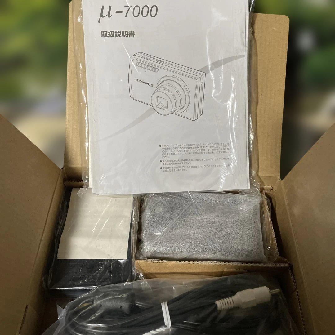 希少☆未使用品★OLYMPUSコンパクトデジタルカメラミュー7000 ブラック