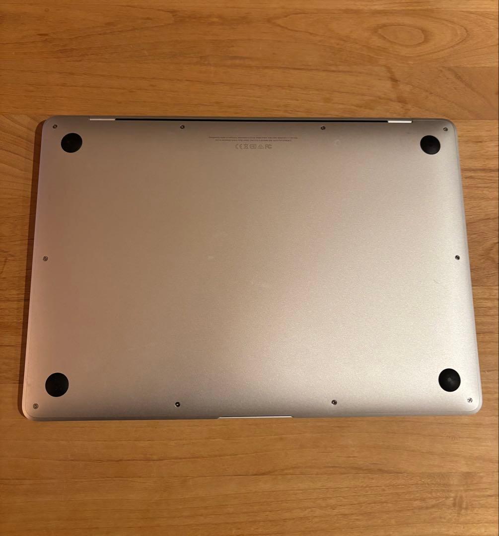 【充放電70回】MacBook Air 13インチ 2018 i5/8/128