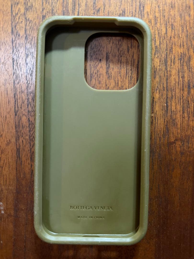 BOTTEGA VENETA イントレチャートiPhone14 Pro用ケース