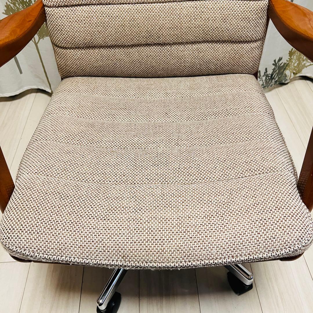 ①【カリモク家具】ヴィンテージ 昇降式　回転椅子　キャスター付き