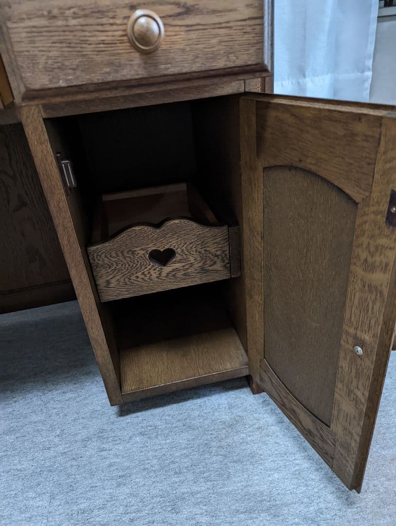 【椅子は売却済】ビンテージ　木製ドレッサー　鏡台　Dresser たのメル便