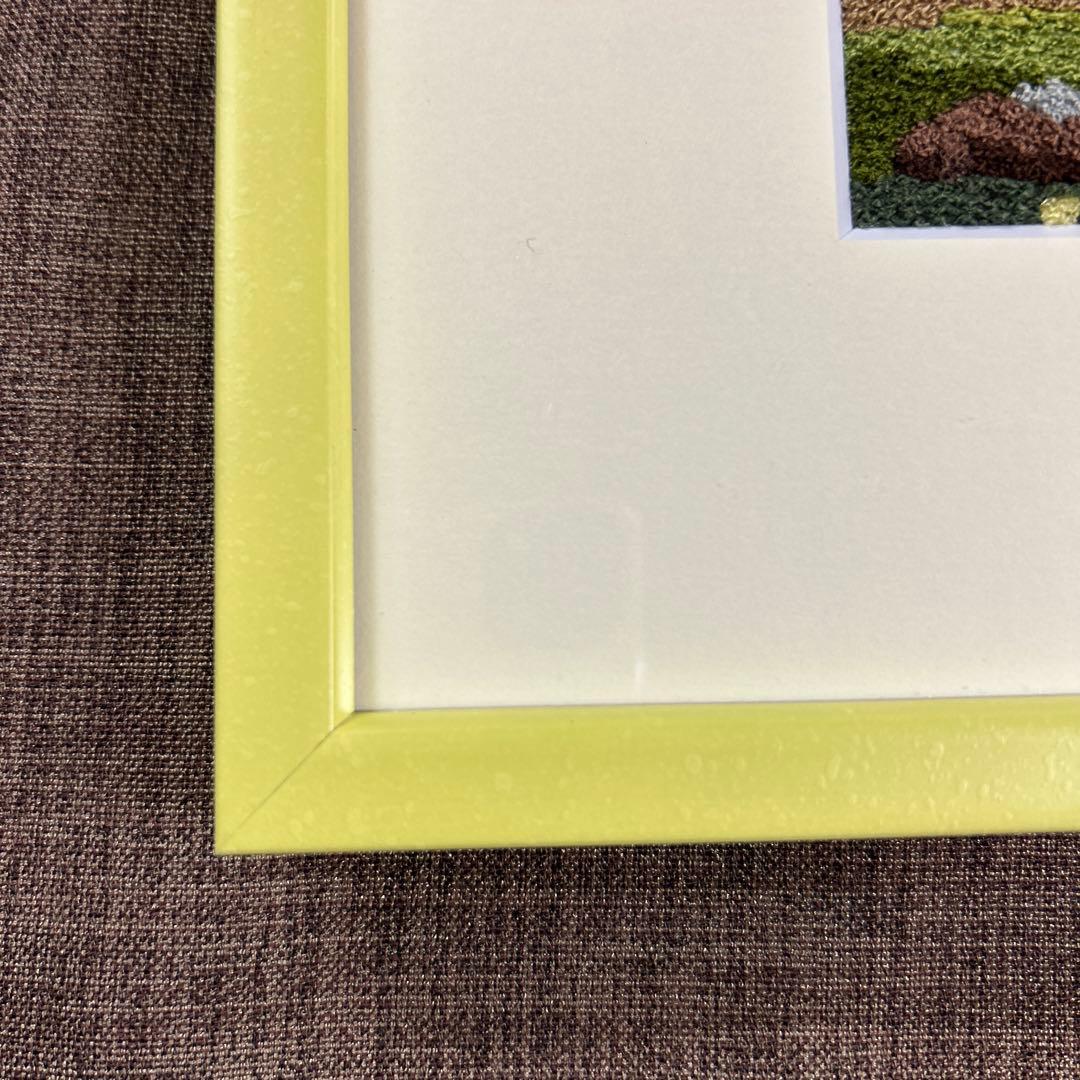 ハンドメイド　刺繍画　自然風景　完成品　フレーム付き
