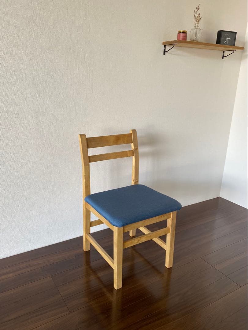 ダイニングチェア(ブルー)