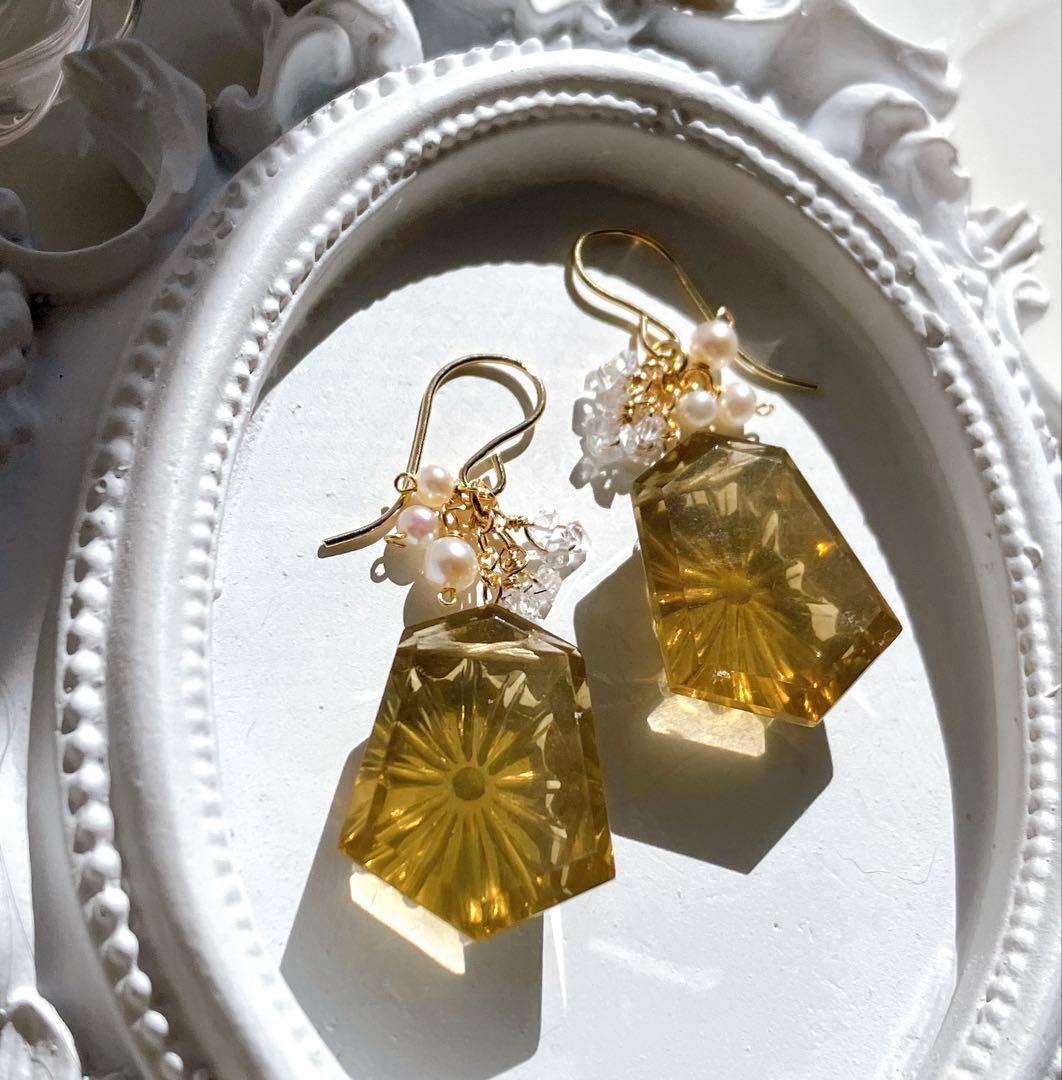 一点物✧コニャッククォーツ×両剣水晶×淡水パールピアス✧14kgf