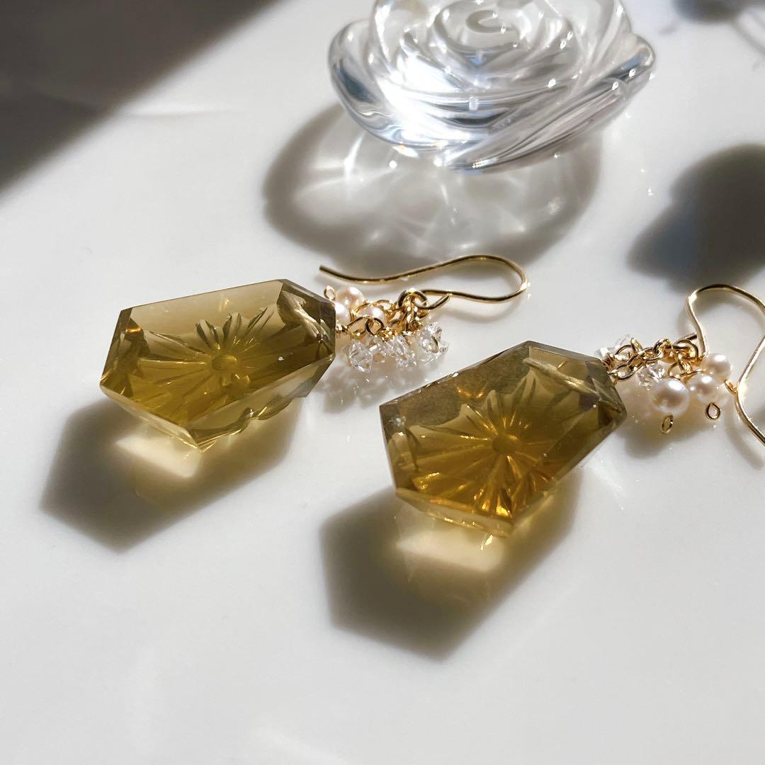 一点物✧コニャッククォーツ×両剣水晶×淡水パールピアス✧14kgf