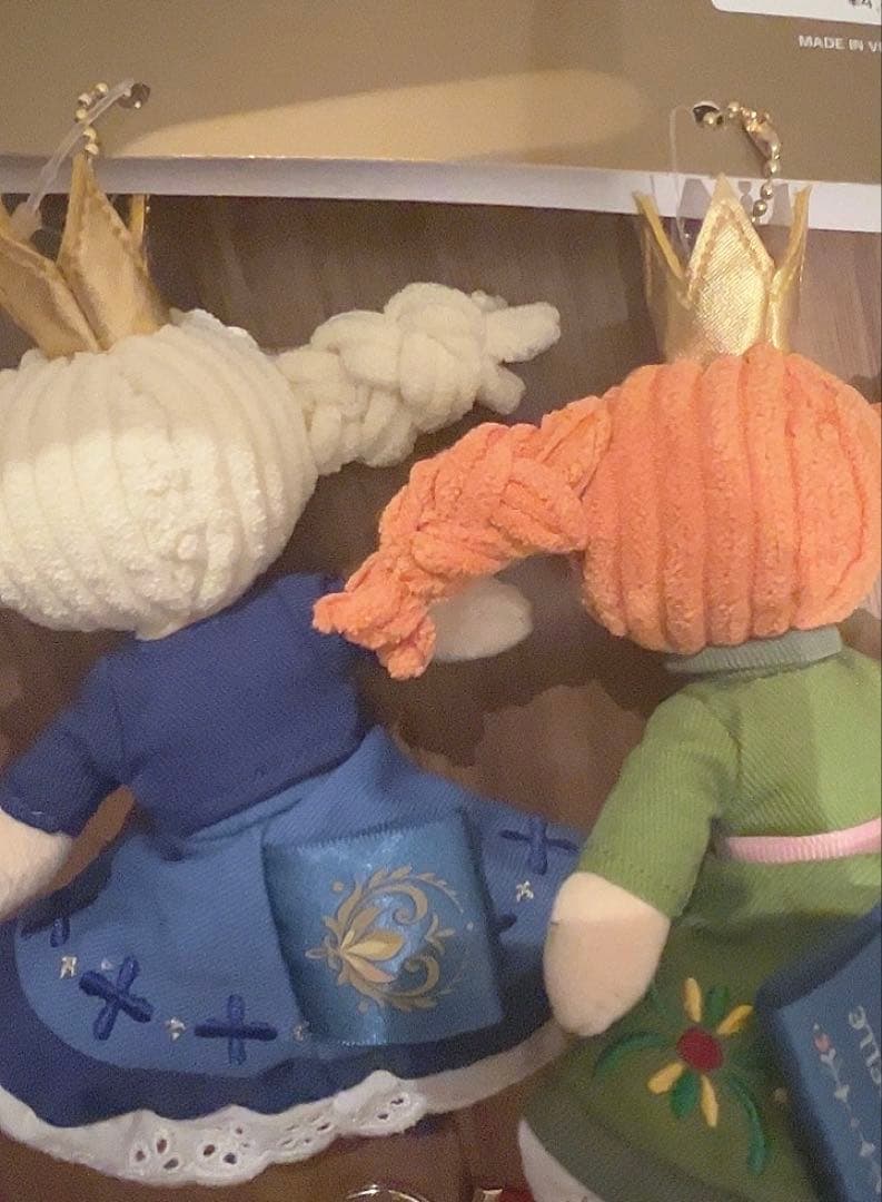 お値下アナ雪　アナと雪の女王　ファンタジースプリングス　ファンスプ　キーホルダー