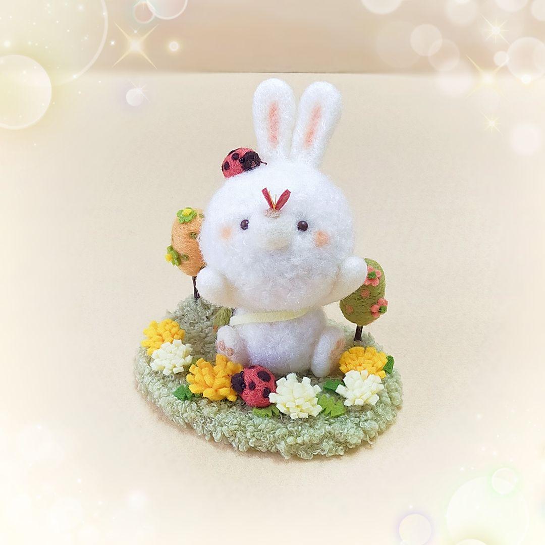 ✿羊毛フェルト✿candymarine様✿ふわふわうさぎちゃん✿たんぽぽver✿