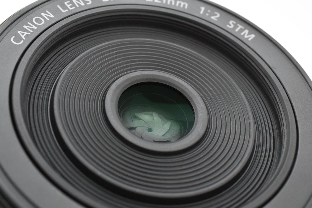 キヤノン Canon EOS M + 22mm レンズキット