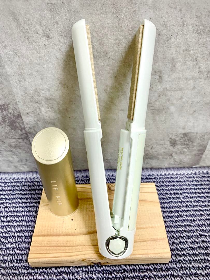 絹女 KINUJOリップアイロン 持ち運びOK！