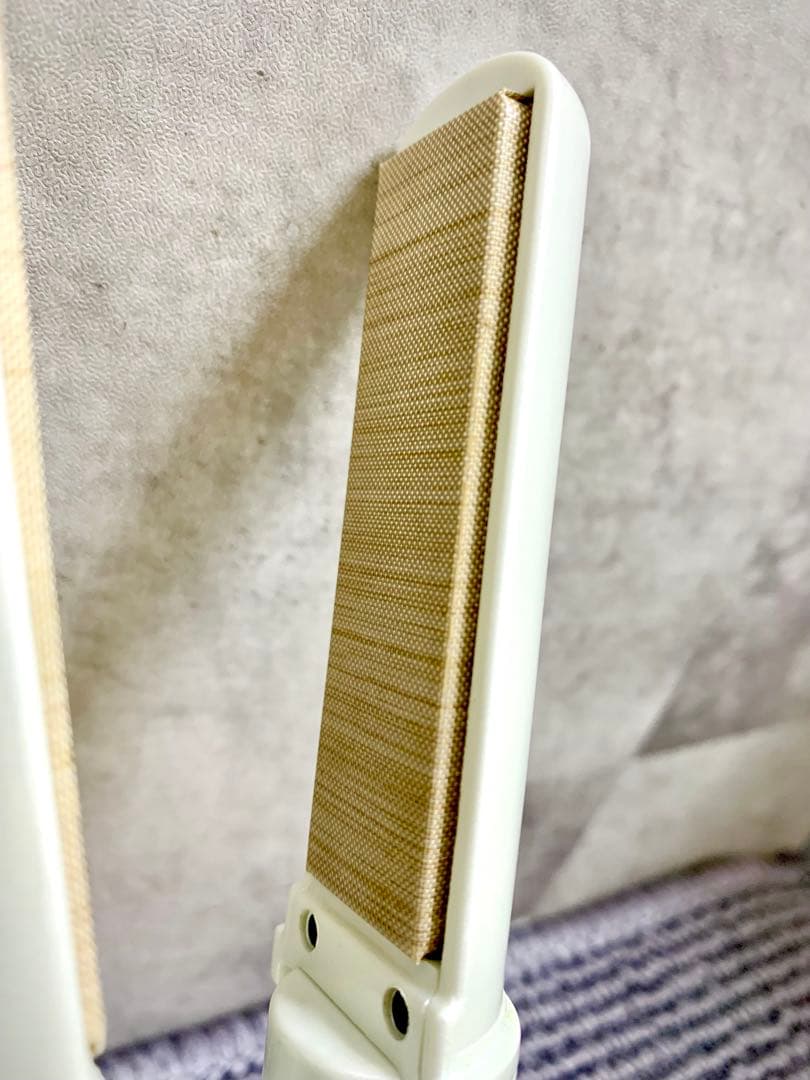 絹女 KINUJOリップアイロン 持ち運びOK！