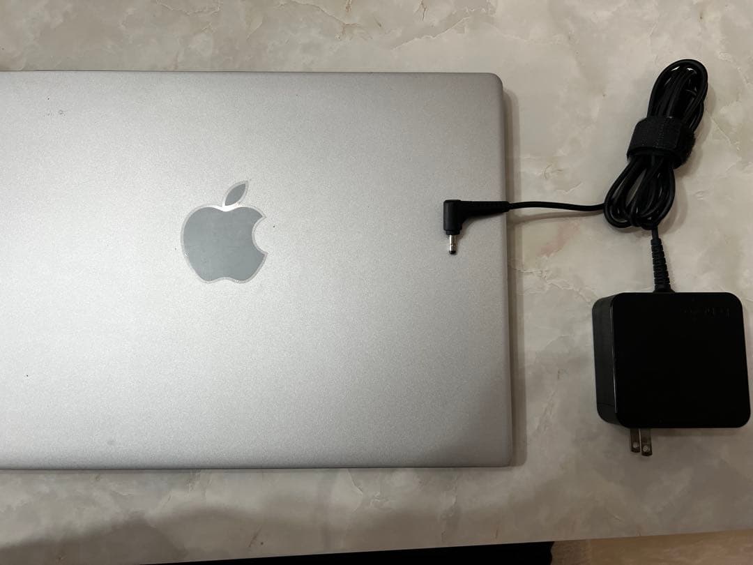 【最終値下　早者勝ち！】Lenovo IdeaPad 330s 本体 充電器付き