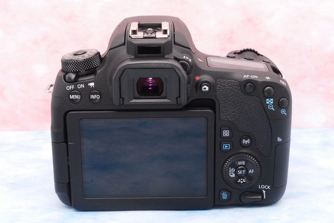 STM＆超望遠★Canon EOS 9000D★一眼レフカメラ★Wi-Fi搭載