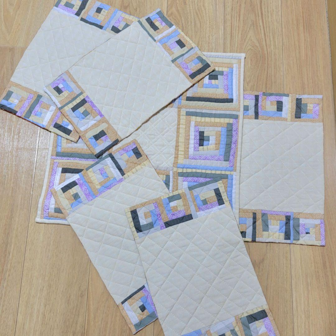 センターラグ１枚&ランチョンマットセット　パッチワーク仕上げ