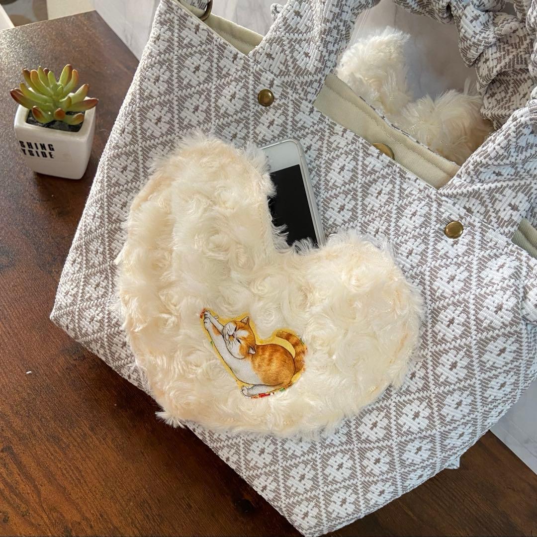 H*U様 コヤンイサムチョン 【フリルバッグ】トートバッグ ハンドメイド