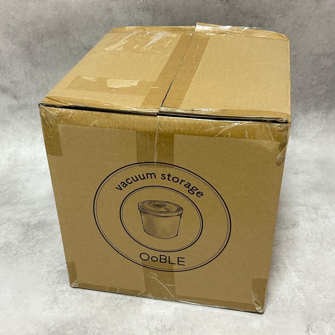 OoBLE（オーブル） 真空保存容器 ホワイト 13L
