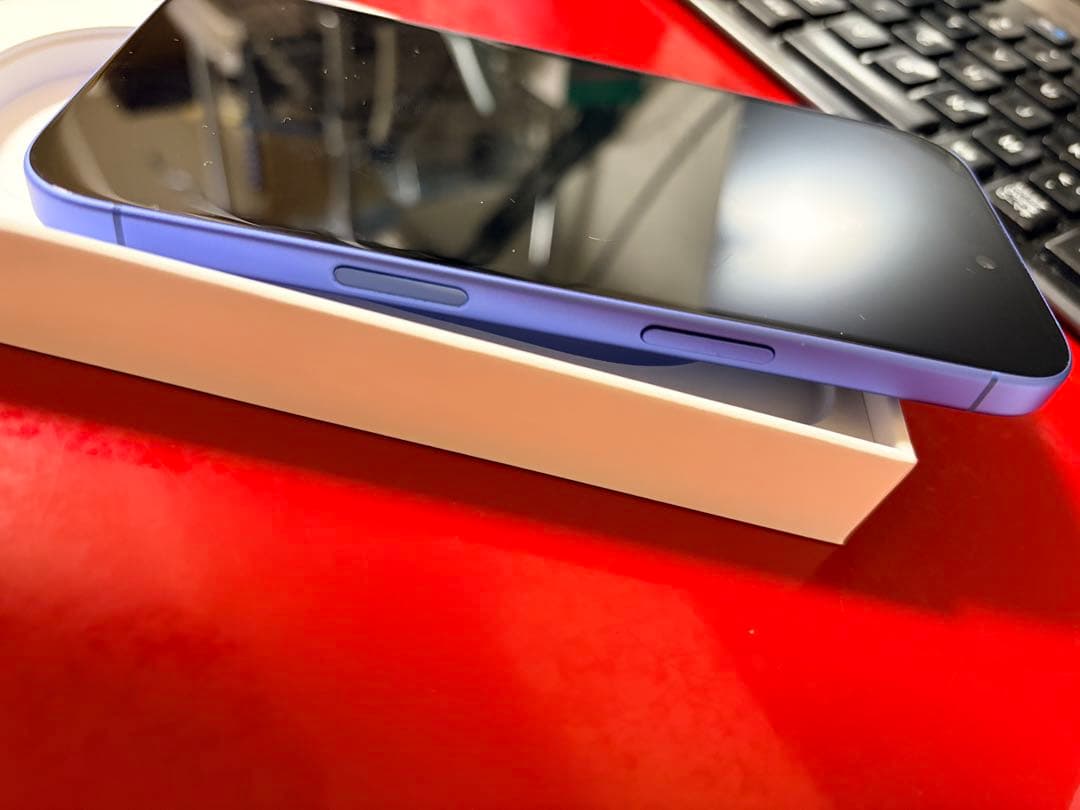 Apple iPhone 16 ウルトラマリン 本体